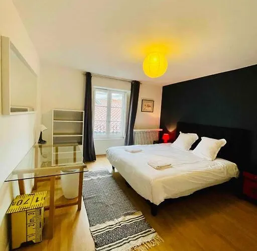 Apartman Hypercentre Clermont-fd Terrasse + Parking Clermont-Ferrand