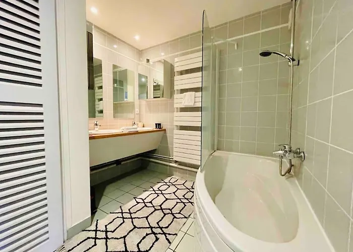 Hypercentre Clermont-fd Terrasse + Parking Apartman *